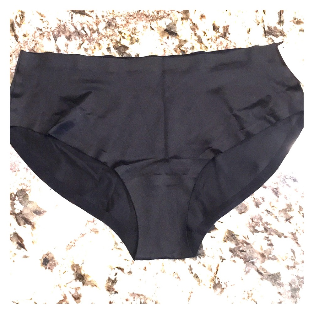 NWT no show seamless VS hiphugger